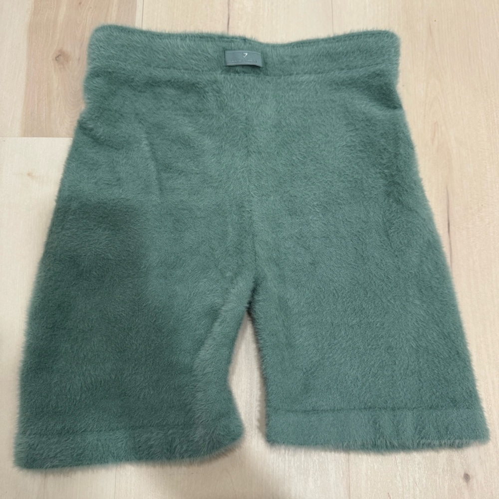 Gymshark x Whitney Simmons Eyelash Knit Shorts Women's Med Green Fuzzy Athletic - Picture 9 of 15
